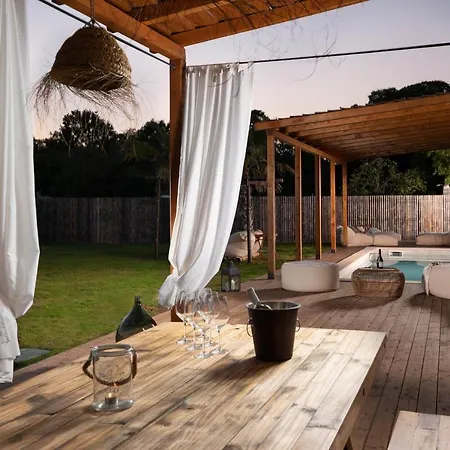 Andresita's Palace State-of-the-art Tropical Villa *