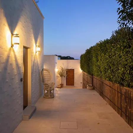 Villa Andresita's Palace State-of-the-art Tropical