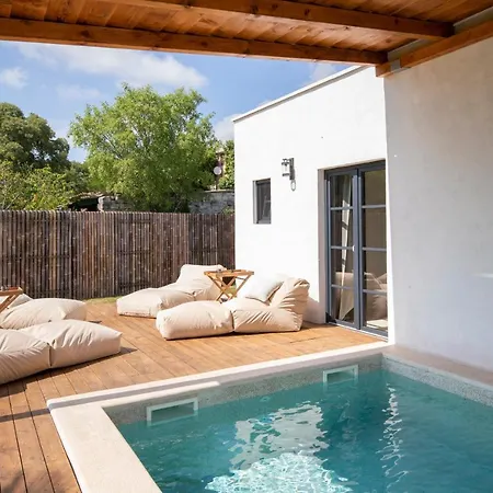 Villa Andresita's Palace State-of-the-art Tropical