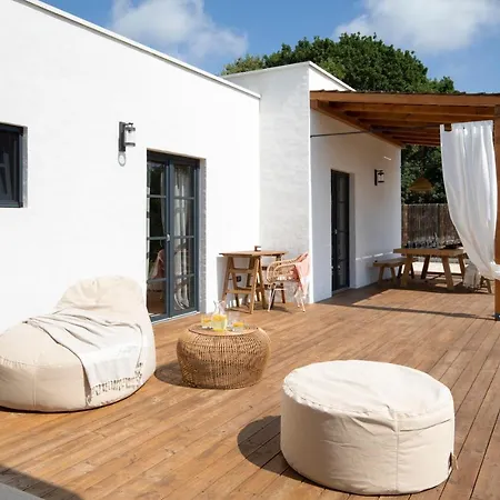Andresita's Palace State-of-the-art Tropical * Bale
