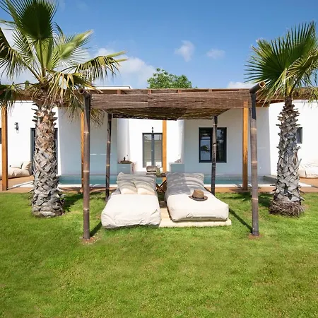 Andresita's Palace State-of-the-art Tropical