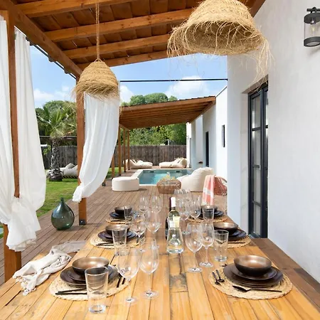 Andresita's Palace State-of-the-art Tropical Villa