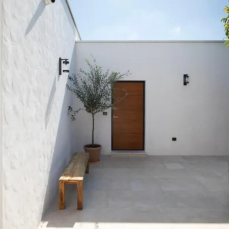 Andresita's Palace State-of-the-art Tropical Bale