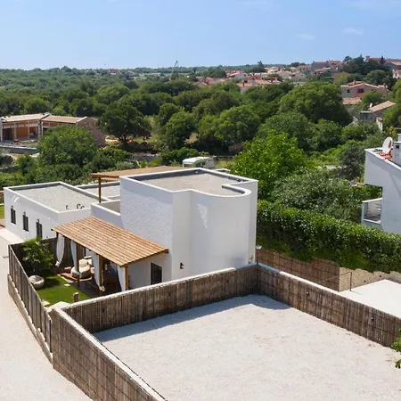 Andresita's Palace State-of-the-art Tropical